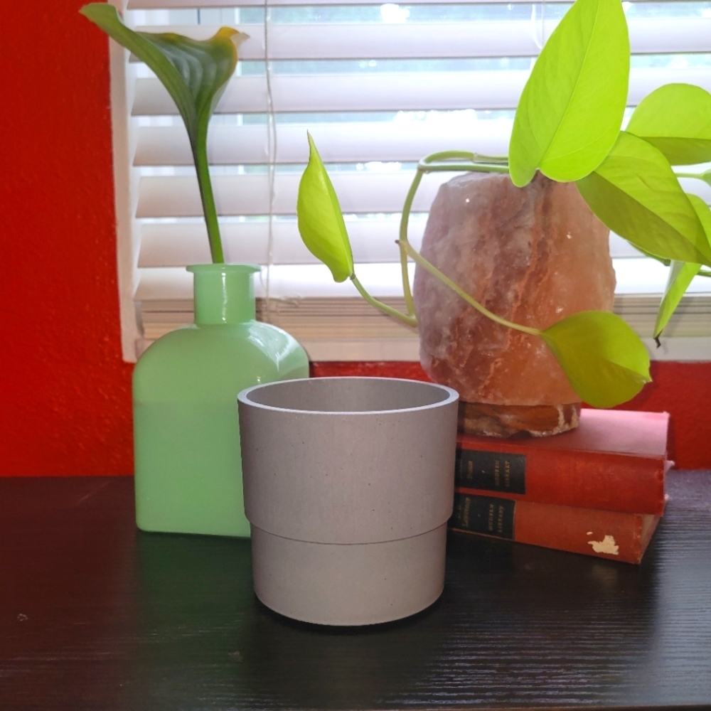 🪴Planter🪴 - 4" Gray Plastic
